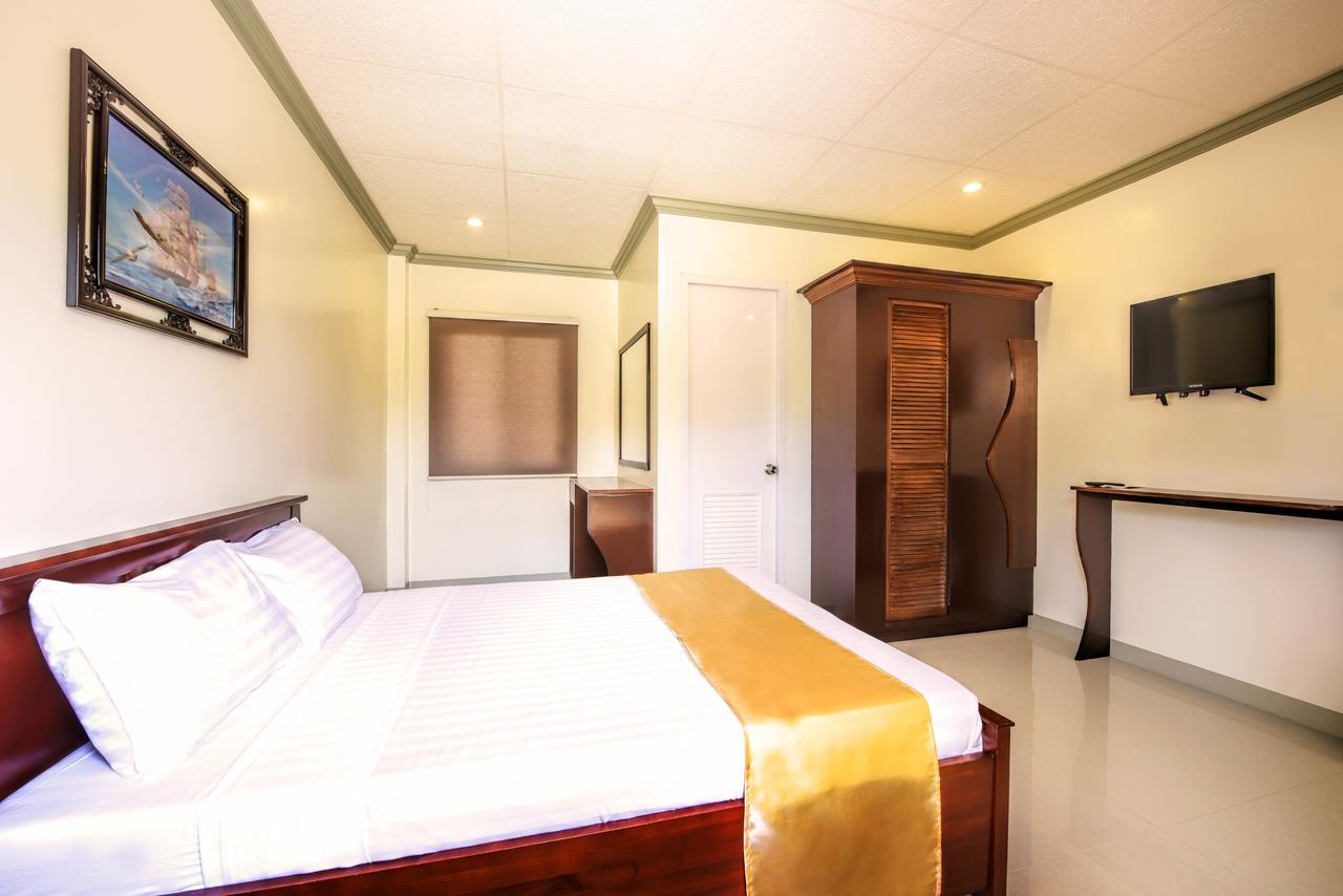 Kabaleyan Cove Resort Powered By Cocotel San Carlos  Exteriör bild